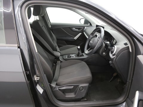 Audi Q2 1.0 TFSI 30 Technik Euro 6 (s/s) 5dr 21