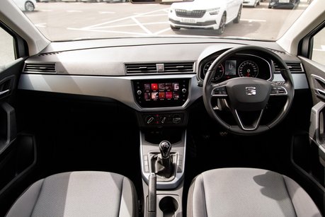 SEAT Arona TSI SE TECHNOLOGY