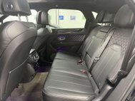 Bentley Bentayga 4.0 V8 SUV 5dr Petrol Auto 4WD Euro 6 (s/s) (550 ps) 44