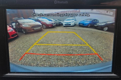 Kia Picanto WAVE. 6 MAIN DEALER SERVICES.. ONLY ONE OWNER.. REVERSING CAMERA.. A/C 8