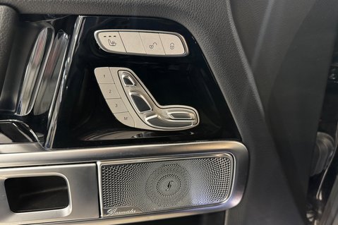 Mercedes-Benz G Series G 400 D 4MATIC AMG LINE PREMIUM 28
