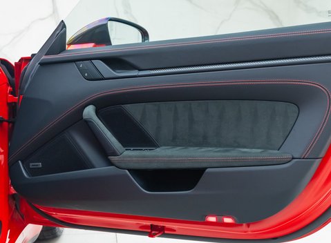 Porsche 911 GT3 (992) 25