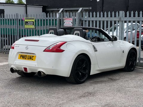 Nissan 370Z 3.7 370Z GT V6 2dr 9