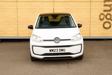 Volkswagen Up BLACK EDITION 5