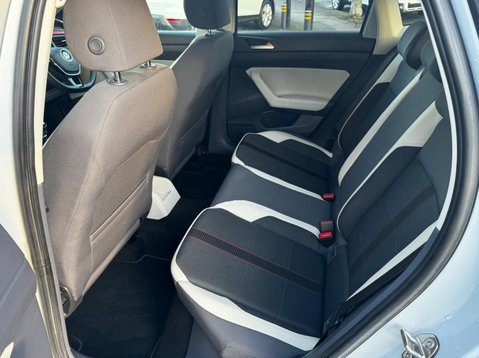 Volkswagen Polo BEATS TSI 80