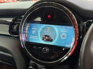 Mini Hatch 1.5 Cooper Classic Hatchback 5dr Petrol Steptronic Euro 6 (s/s) (136 ps) 40