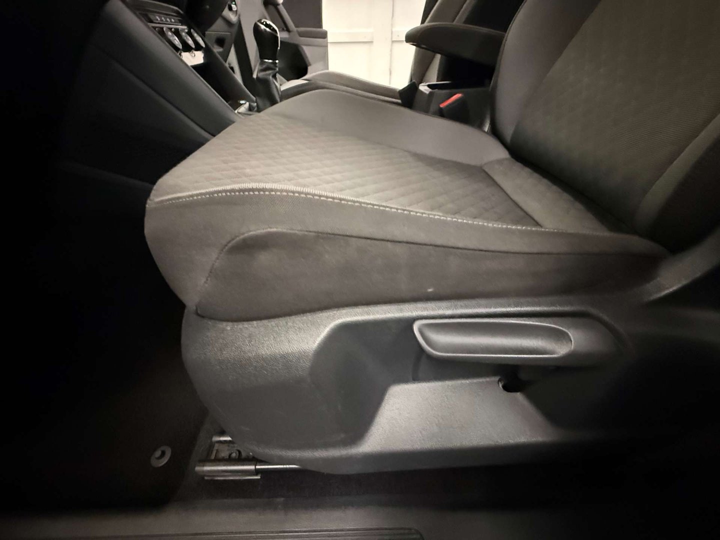 2019 Volkswagen Tiguan — image 46
