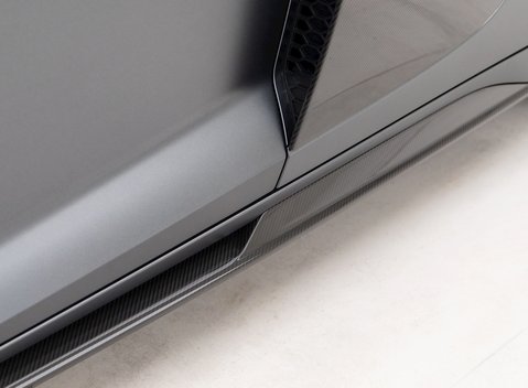 Audi R8 V10 Performance Carbon Black 21