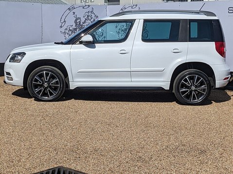 Skoda Yeti BLACK EDITION TDI CR DSG 4