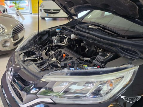 Honda CR-V 2.0 i-VTEC Black Edition Auto 4WD Euro 6 5dr 95