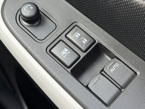 Suzuki Swift 1.2 Dualjet 83 12V Hybrid SZ-L 5dr 32
