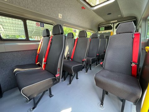 Peugeot Boxer 2.2 Boxer 440 17-SEAT Minibus Lite NON-D1 with Full width Ramp. E6 30