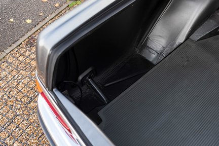 Mercedes-Benz S 280 SE 3.5 Saloon 35