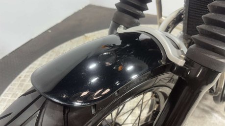 Royal Enfield Interceptor 650 2021 14K GREAT CONDITION A2 READY 1 OWNER MODERN RETRO BIKE 650CC 15