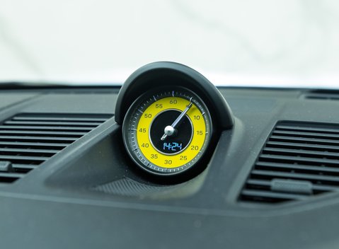 Porsche 911 Turbo S (992) 14