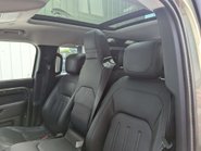 Land Rover Defender 2.0 Defender SE Auto 4WD 5dr 14
