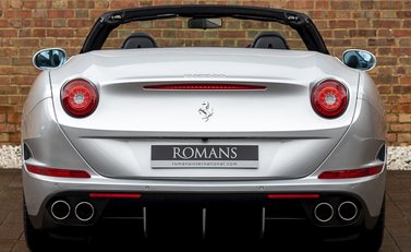 Ferrari California T 5