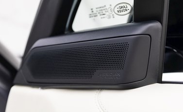 Land Rover Range Rover P400 HSE 23