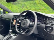 Volkswagen Golf 2.0 Golf R TSi 4Motion Semi-Auto 4WD 5dr 17