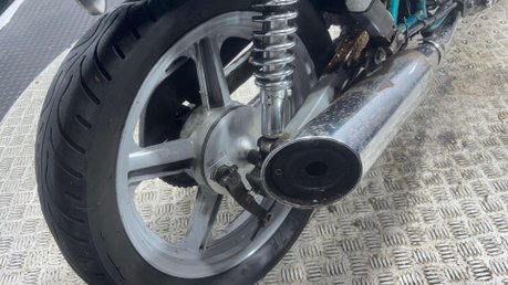 Hyosung Cruise 2002 31K PROJECT BIKE CRUISER 125CC SPARES OR REPAIR 28