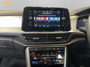 Volkswagen T-Roc 1.0 TSI Life SUV 5dr Petrol Manual Euro 6 (s/s) (110 ps) Air Con - Bluetoot 18