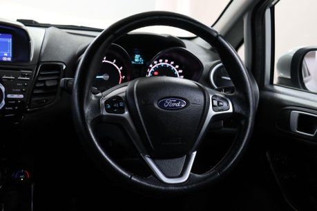 Ford Fiesta TITANIUM 43