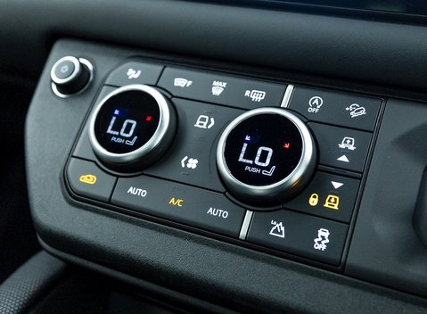 Land Rover Defender 110 V8 20