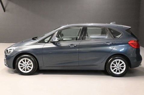 BMW 2 Series 1.5 218i SE Auto 5dr 29