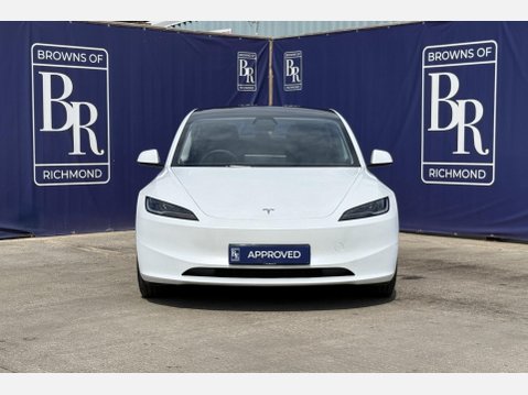 Tesla Model 3 Saloon 4dr Electric Auto RWD (208 ps) 10