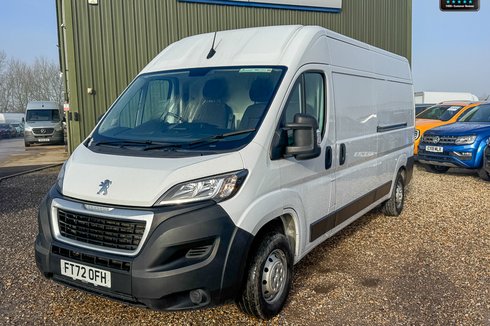 Peugeot Boxer LWB L3H2 [SOLD CM] Medium Roof Professional Premium Plus 335 Air Con Nav Se
