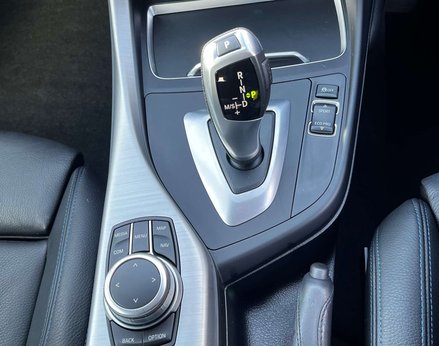 BMW 1 Series 1.5 118i M Sport Shadow Edition Auto 3dr 51