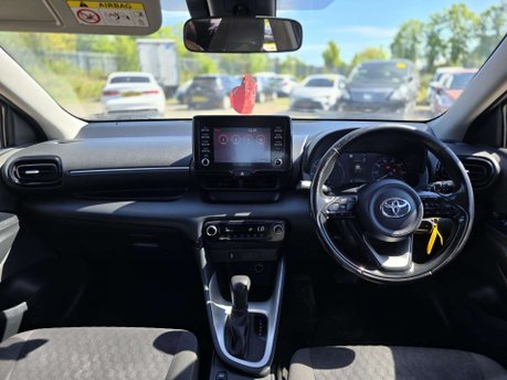 Toyota Yaris 1.5 VVT-h Icon Hatchback 5dr Petrol Hybrid E-CVT Euro 6 (s/s) (116 ps) 13