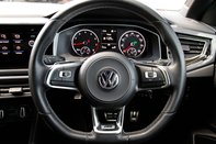 Volkswagen Polo R-LINE TSI DSG 21