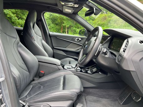 BMW 1 Series 2.0 M135i xDrive Auto 4WD 5dr 18