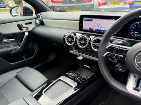 Mercedes-Benz A Class AMG A 35 4MATIC PREMIUM PLUS MHEV 38