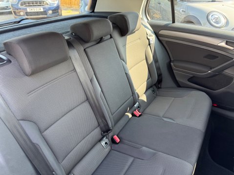 Volkswagen Golf SE TSI 45