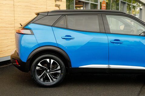 Peugeot 2008 GT 8