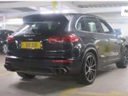 Porsche Cayenne 4.8 Cayenne V8 T Tiptronic S 4WD 5dr 10