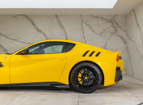 Ferrari F12 TDF 37