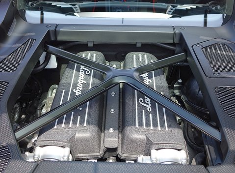 Lamborghini Huracan LP 610-4 18