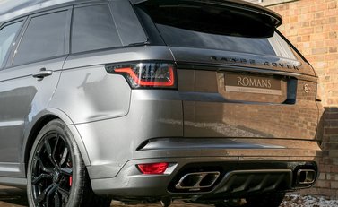 Land Rover Range Rover Sport 5.0 SVR 25