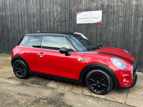 Mini Hatch COOPER D 18
