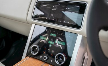 Land Rover Range Rover 4.4 SDV8 Autobiography 21