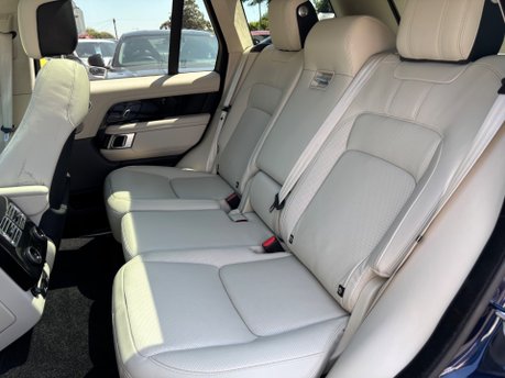 Land Rover Range Rover 3.0 D300 MHEV Westminster SUV 5dr Diesel Auto 4WD Euro 6 (s/s) (300 ps) 8
