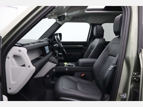 Land Rover Defender 3.0 Defender First Edition D MHEV Auto 4WD 5dr 12