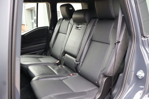 Toyota Land Cruiser BRAND NEW COMMERCIAL WITH A OEM REAR SEAT CONVERSION 20