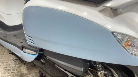 SYM Fiddle 2018 11K NEW MOT CLEAN 200CC SCOOTER 23