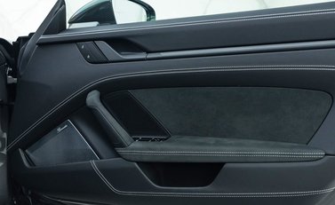 Porsche 911 Carrera GTS (992) 27