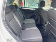 Volkswagen Tiguan SE NAV TSI 11