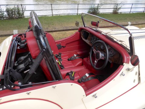 Morgan Plus 8 5.0 Sports 18